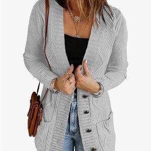 NWOT AMAZON GRAY CARDIGAN SWEATER - SIZE M